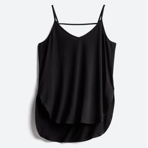 Black Flowy Tank - M